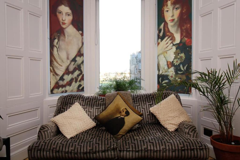 Holyrood Park: Lush & Arty 2 Double Bed Flat Lägenhet Edinburg Exteriör bild